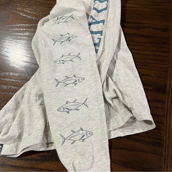 Salty Crew Long Sleeve Grey Fish Size Small - Picture 6 of 6